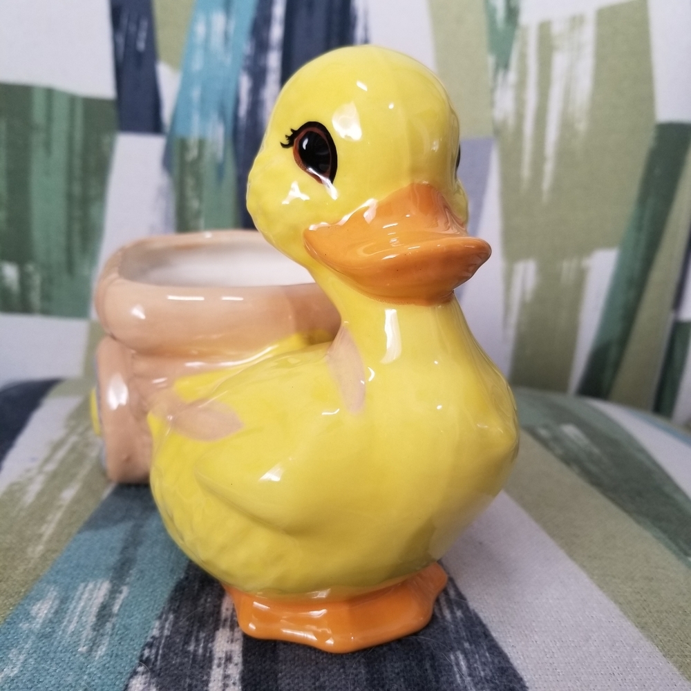 Yellow Duck Hauling Floral Basket Cart Ceramic Planter Pot Desk Accent Trinket